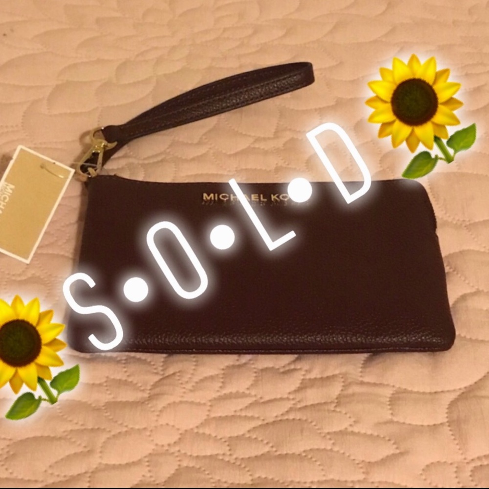 Michael Kors Wristlet